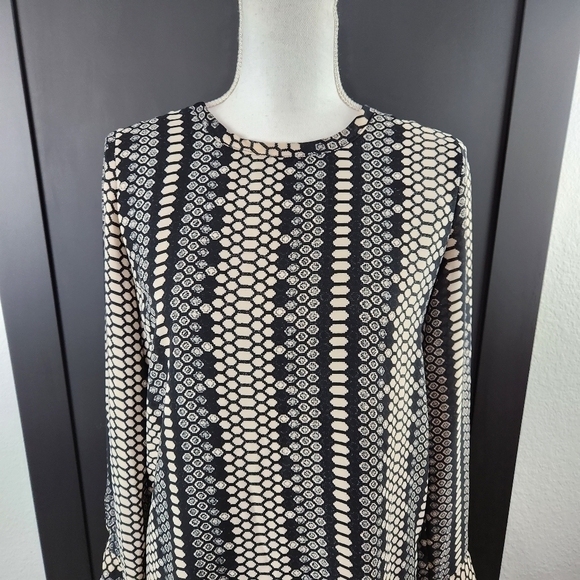 Olivaceous Long Sleeve Black /White Striped Sheath Dress Size M - Picture 2 of 9